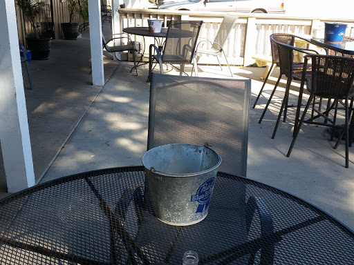 Boze's Restaurant & Bar